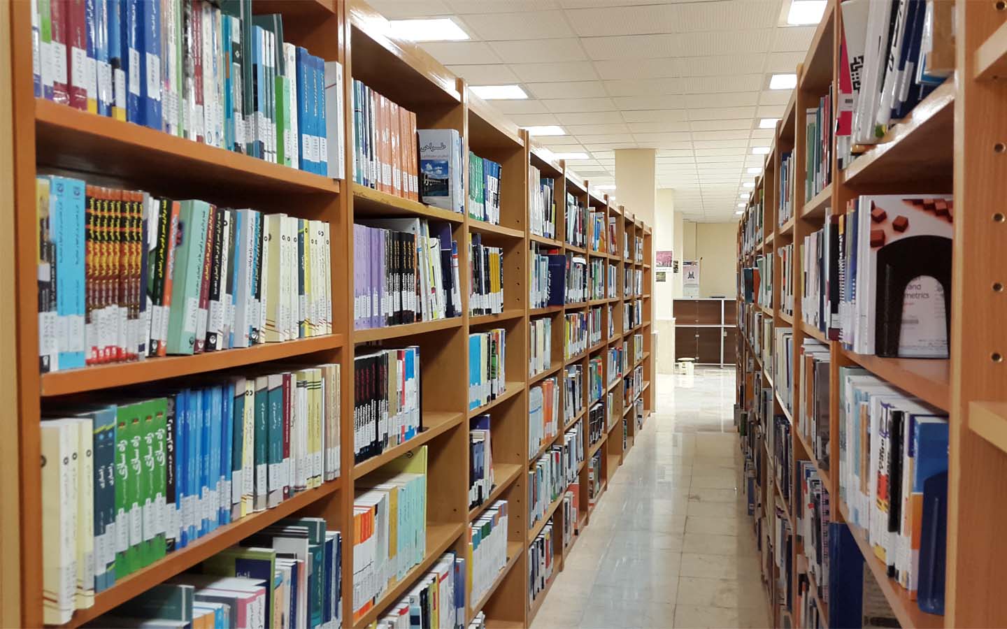 عضویت رایگان بازنشستگان و سالمندان در کتابخانه‌ها